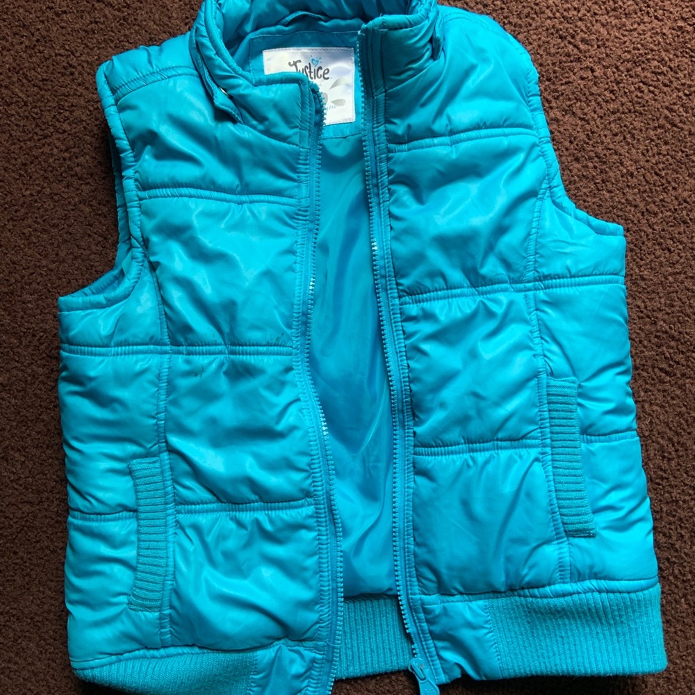 Justice vest